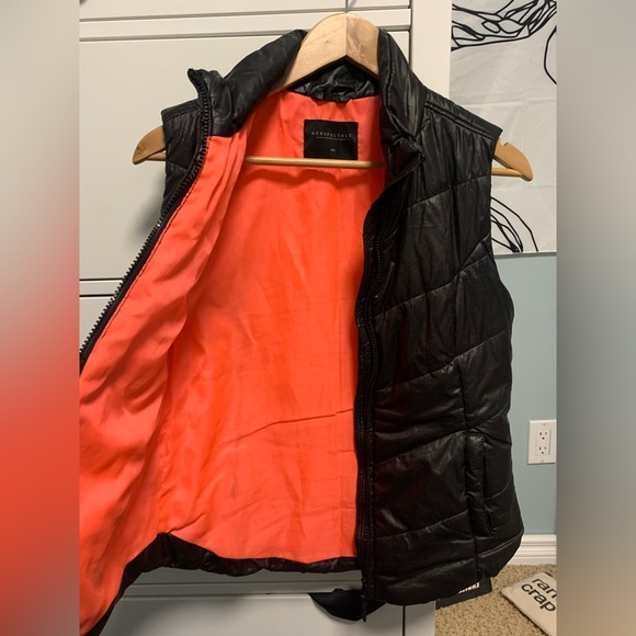 Black Vest - Picture 3 of 3